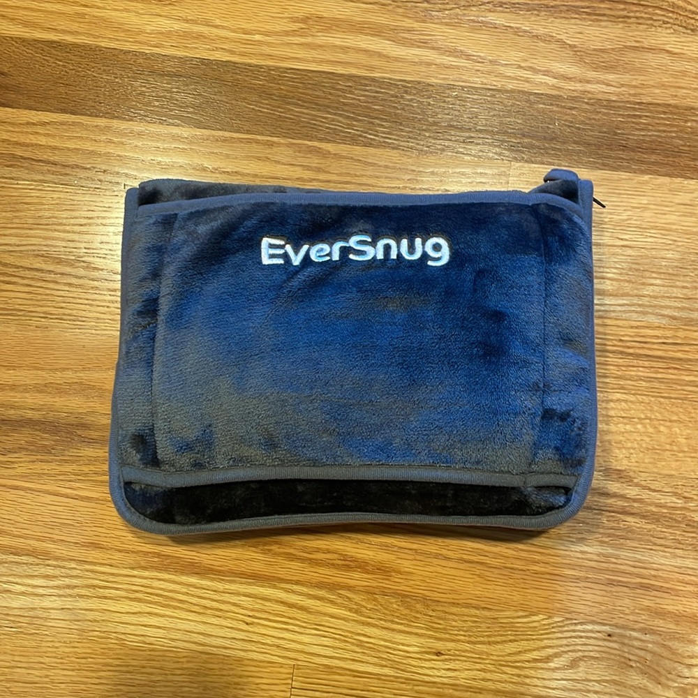 Eversnug Travel Pillow